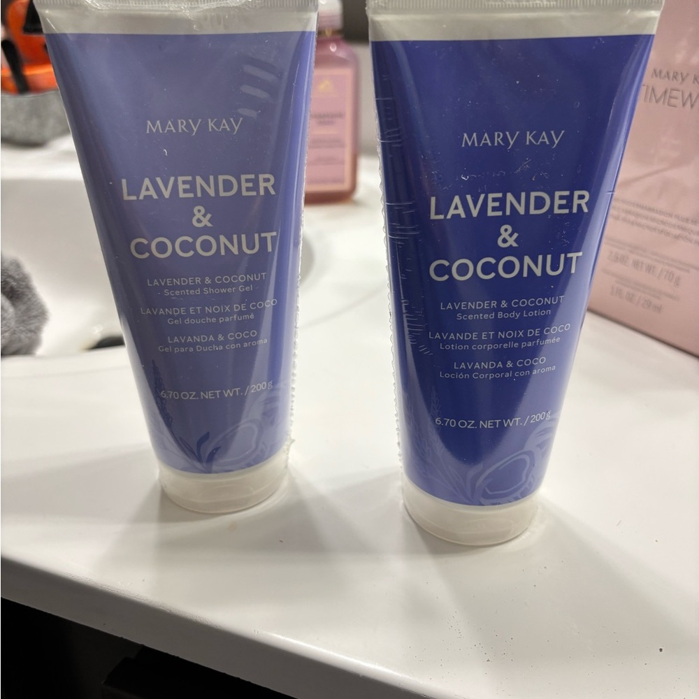 Mary Kay Lavender & Coconut Body Wash and Lotion Set - Purple